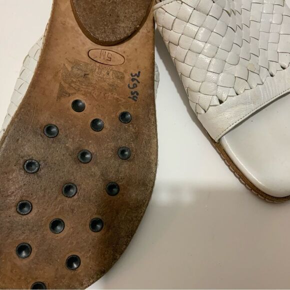 Sesto Meucci white tan Leather Woven Slide Sandals size 5 - Picture 4 of 6